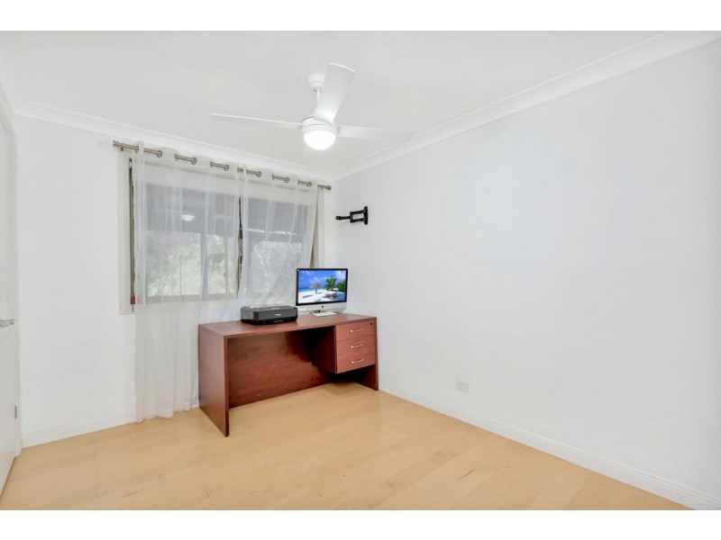 9 Kilmarnock Close, Highland Park QLD 4211