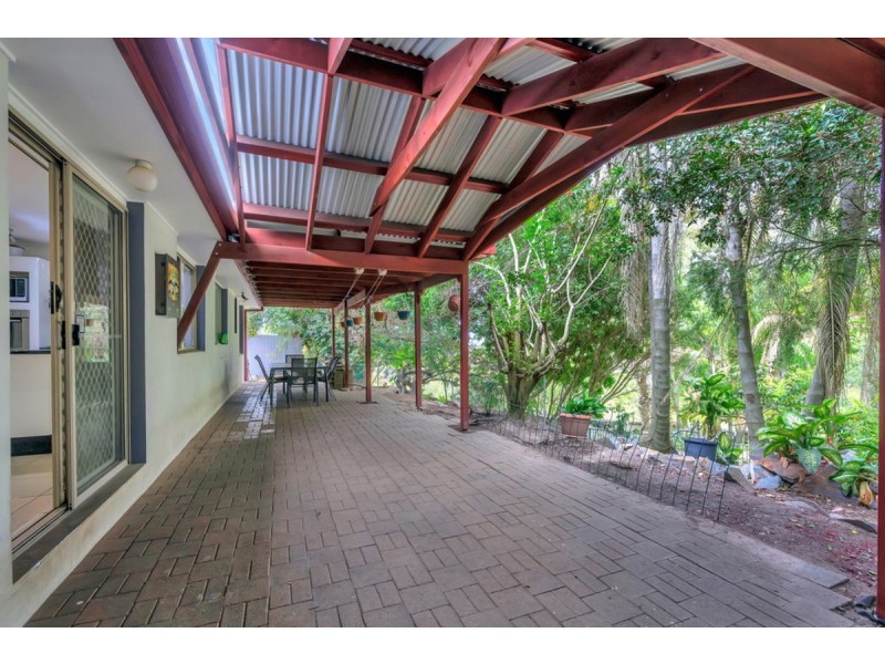 9 Kilmarnock Close, Highland Park QLD 4211