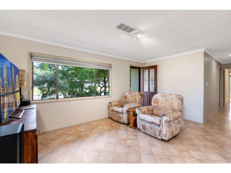 47 Macquarie Avenue, Molendinar QLD 4214