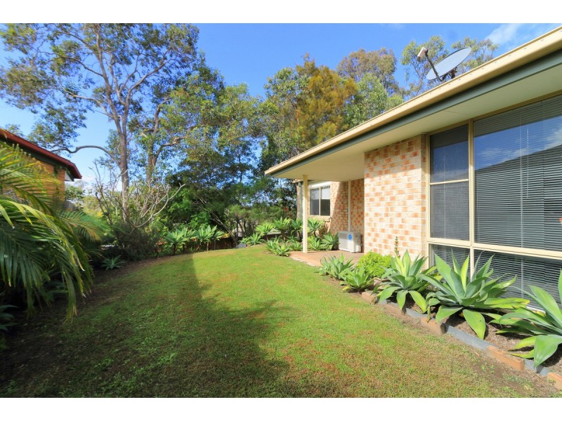 16 Bards Court, Nerang QLD 4211