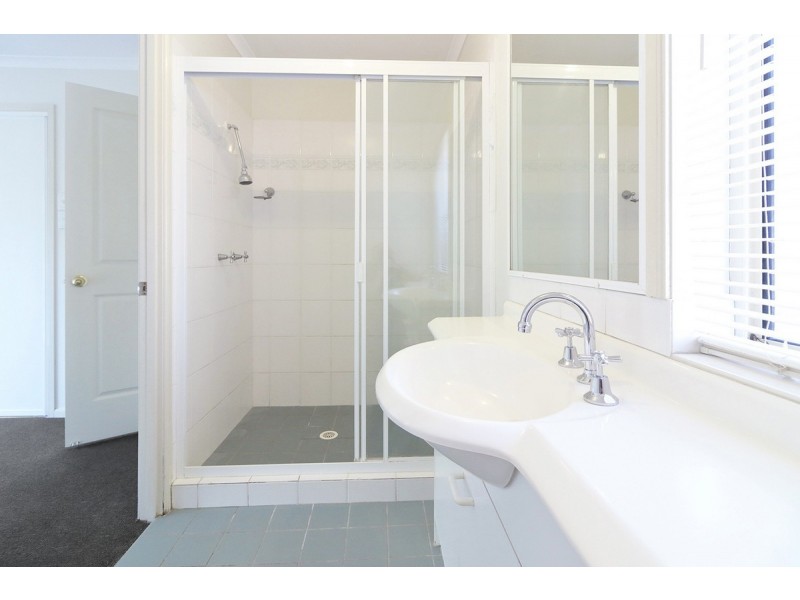 16 Bards Court, Nerang QLD 4211
