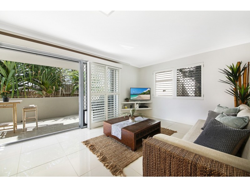 2/21 Albatross Avenue, Mermaid Beach QLD 4218