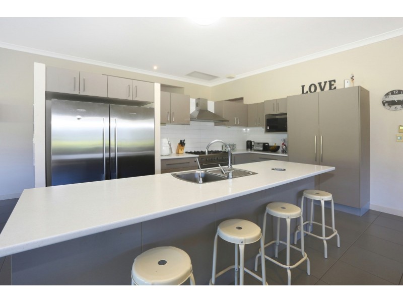 6 Creek Flat Road, Mount Nathan QLD 4211