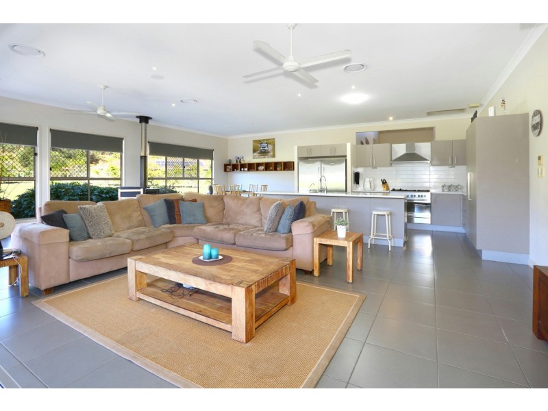 6 Creek Flat Road, Mount Nathan QLD 4211