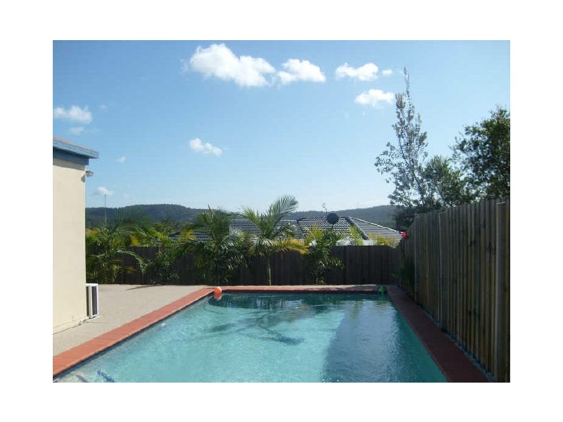 6 Kowhai Place, Nerang QLD 4211