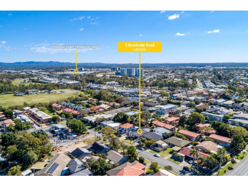 5 Brookside Road, Labrador QLD 4215