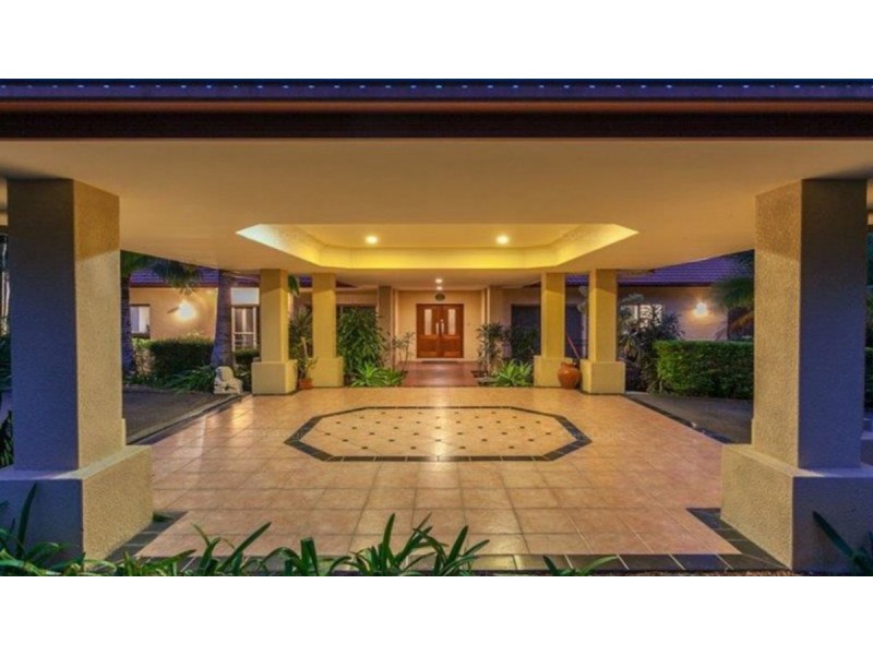 222 Crane Crescent, Nerang QLD 4211