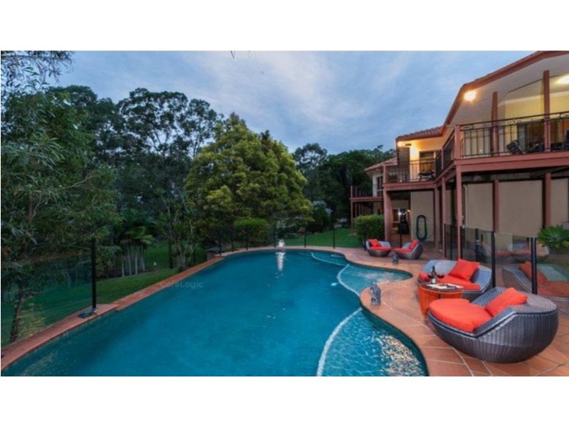 222 Crane Crescent, Nerang QLD 4211