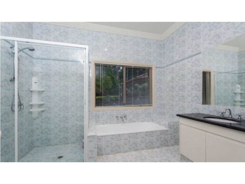 222 Crane Crescent, Nerang QLD 4211