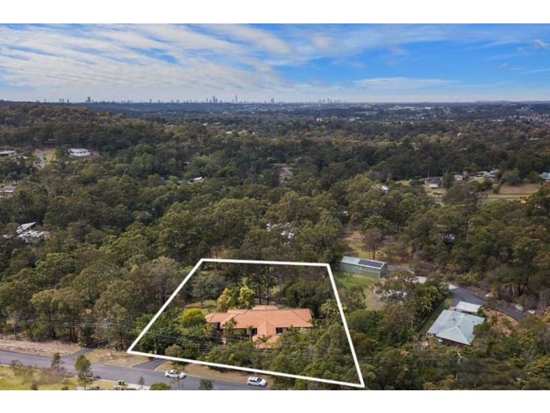 222 Crane Crescent, Nerang QLD 4211