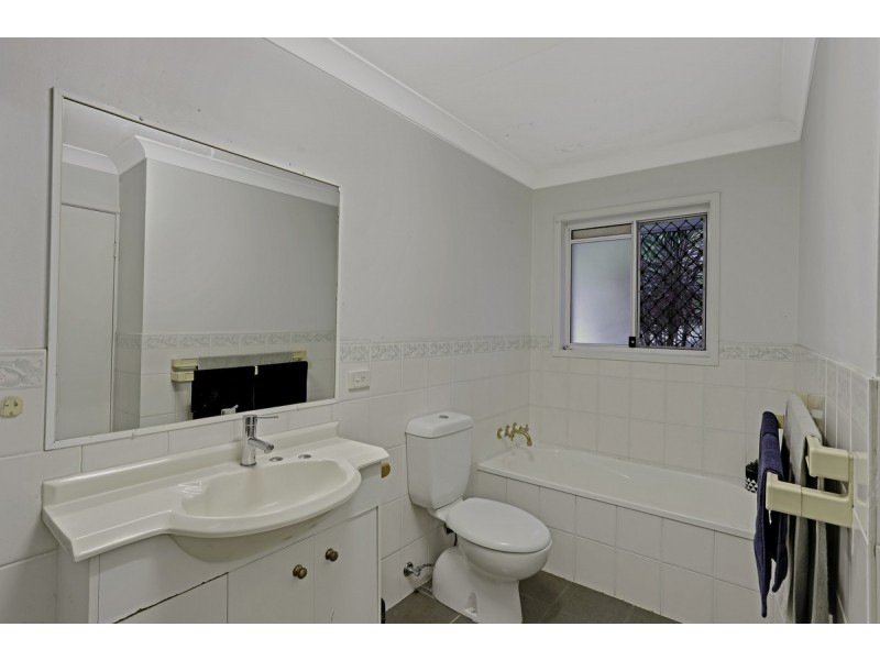 4 Olmo Court, Nerang QLD 4211