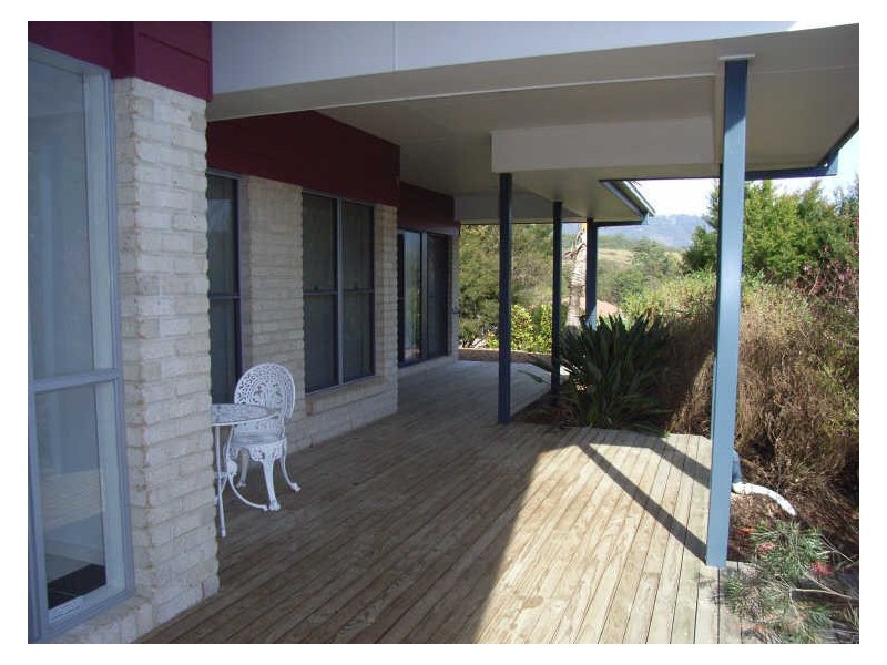 1 Pasture Place, Mount Nathan QLD 4211