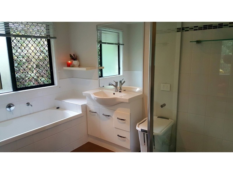 8 Pitta Court, Gilston QLD 4211