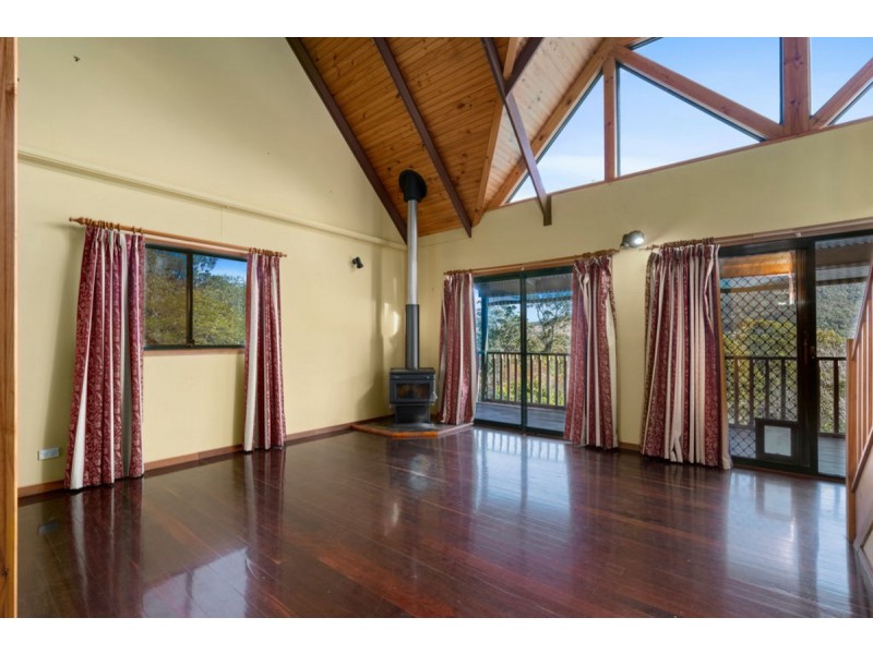 42 Duncan Street, Canungra QLD 4275