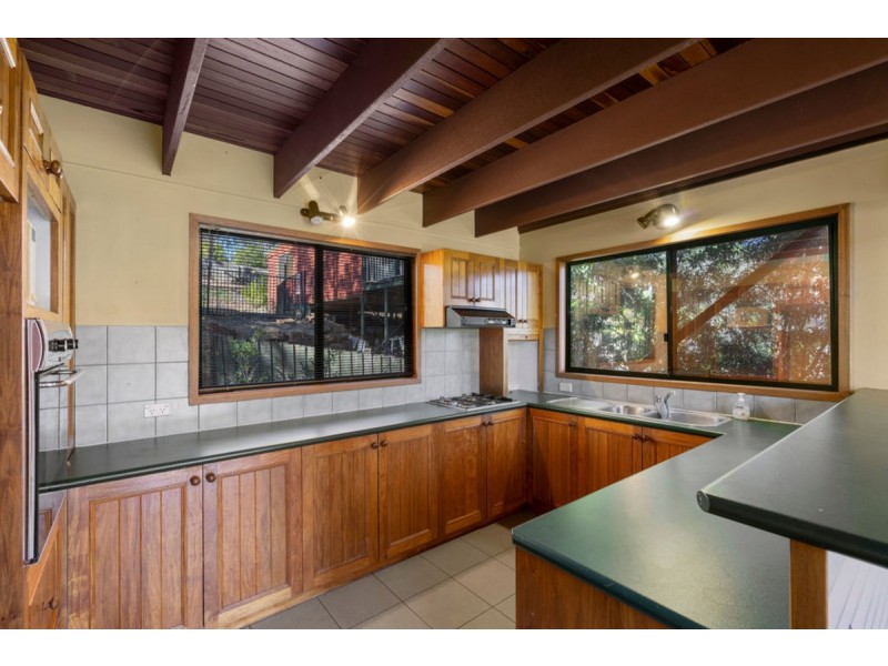 42 Duncan Street, Canungra QLD 4275