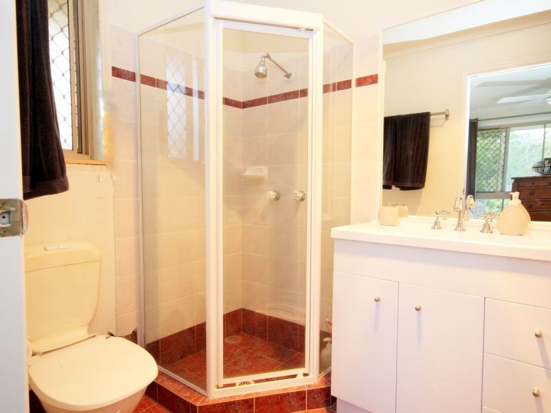 6 Sheldon Court, Worongary QLD 4213