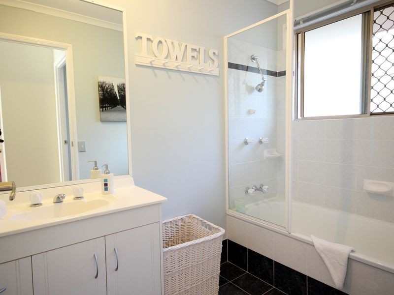 6 Sheldon Court, Worongary QLD 4213