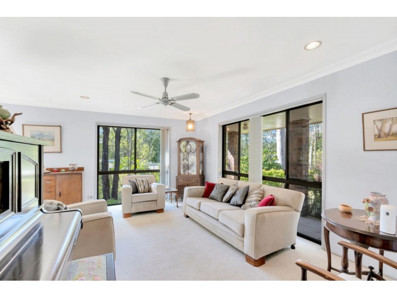 12 Josephine Terrace, Highland Park QLD 4211