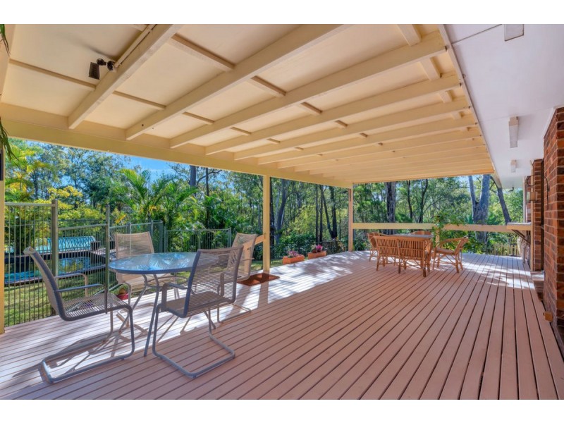 12 Josephine Terrace, Highland Park QLD 4211