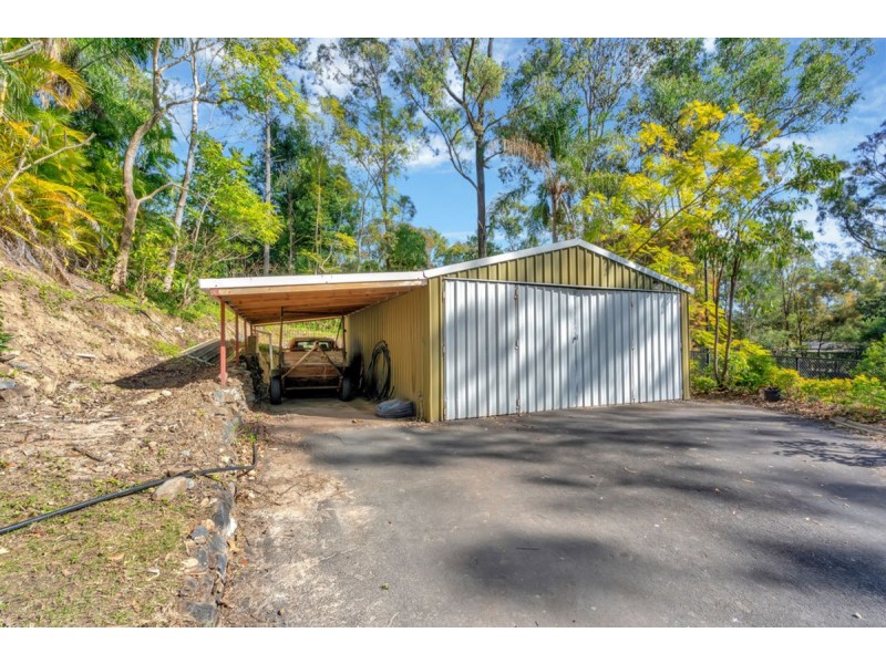 12 Josephine Terrace, Highland Park QLD 4211