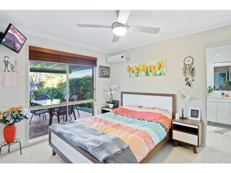64 Delta Cove Drive, Worongary QLD 4213