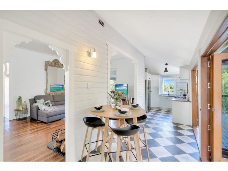 60B Sunvalley Court, Guanaba QLD 4210