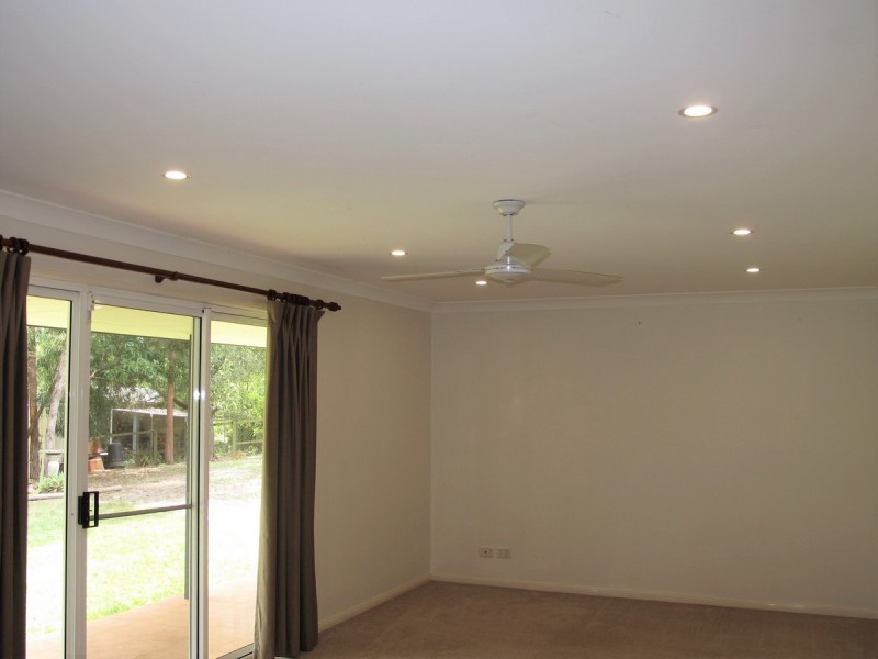 12 Arthur Payne Court, Worongary QLD 4213