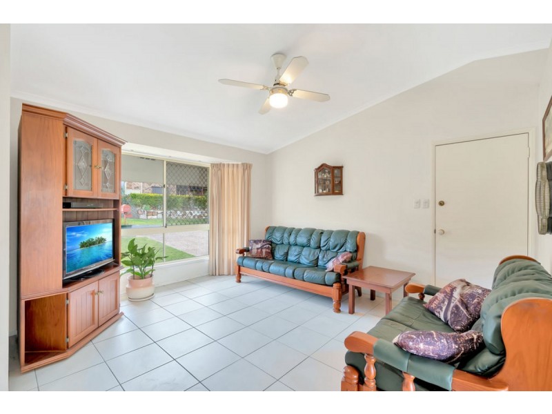 4 Sevenoaks Court, Worongary QLD 4213