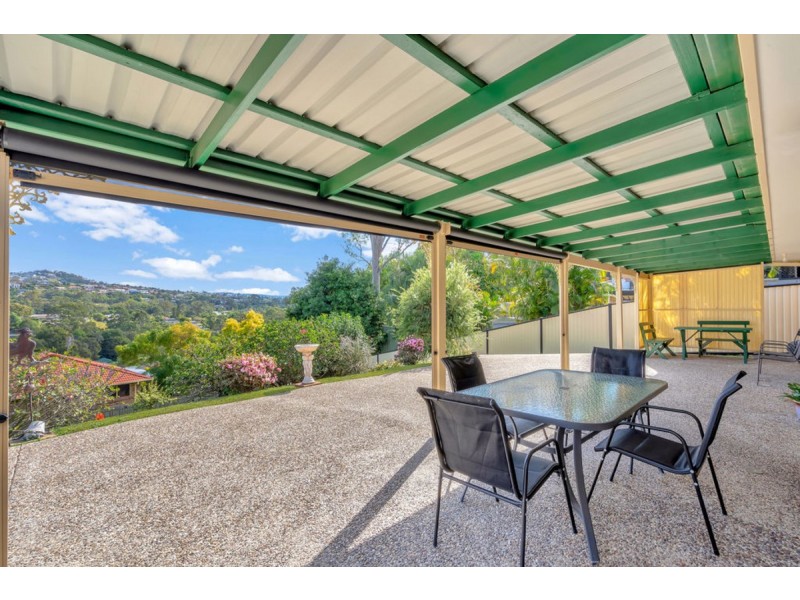 4 Sevenoaks Court, Worongary QLD 4213