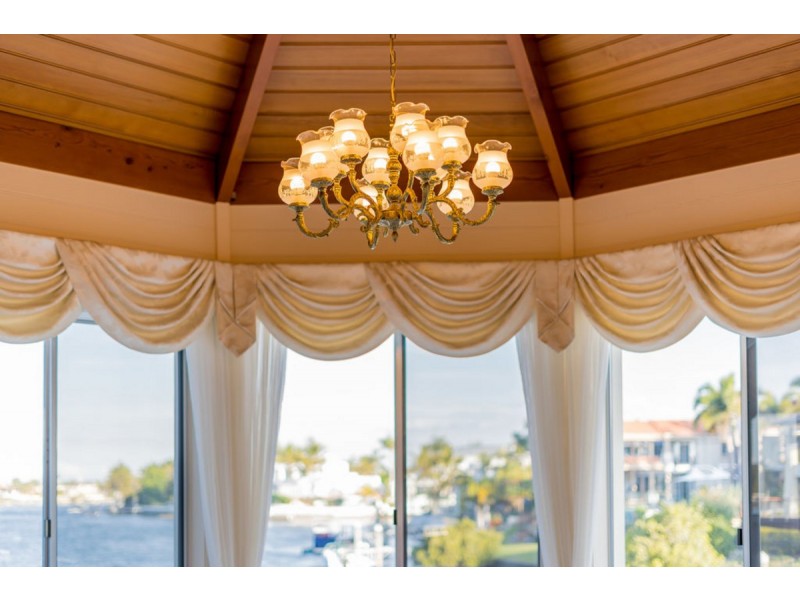 4 Rowes Court, Sorrento QLD 4217