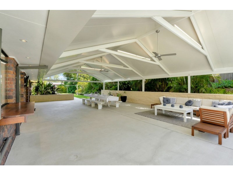 6 Reeves Street, Nerang QLD 4211