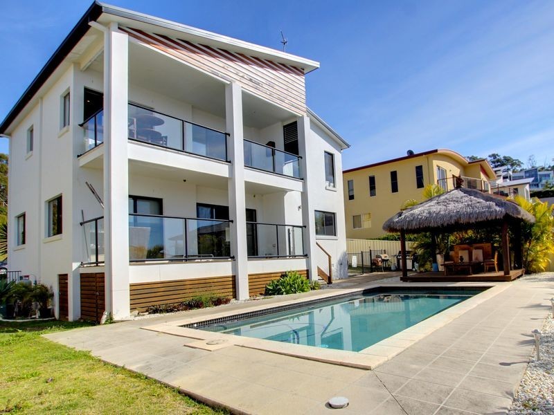5 Chevron Rise, Highland Park QLD 4211