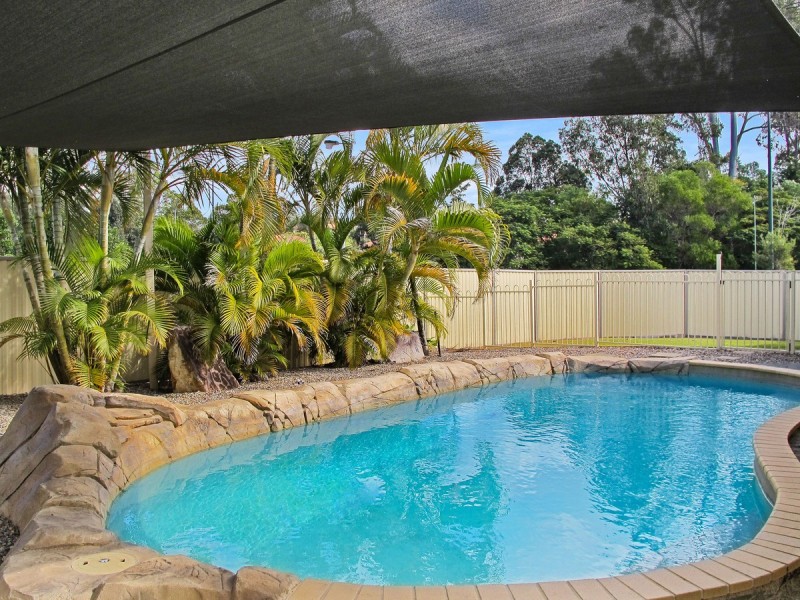 68 Crusader Way, Nerang QLD 4211