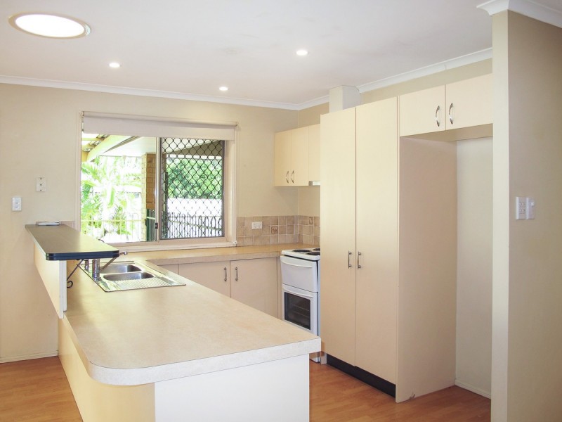 68 Crusader Way, Nerang QLD 4211