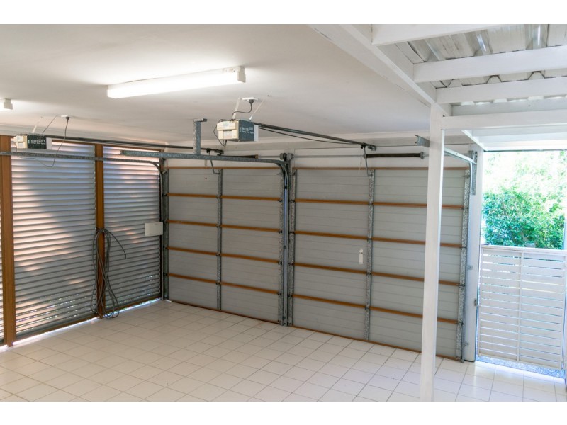 13/2 Ridgeline Way, Highland Park QLD 4211