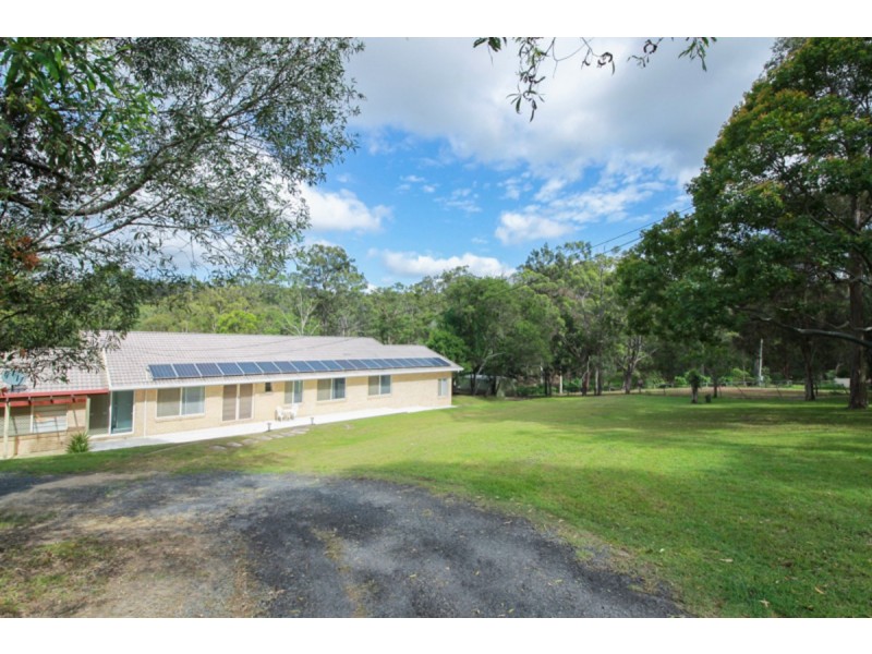 142 Country Crescent, Nerang QLD 4211