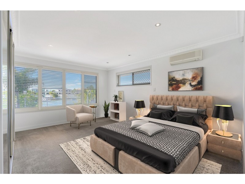 12 Witt Avenue, Carrara QLD 4211