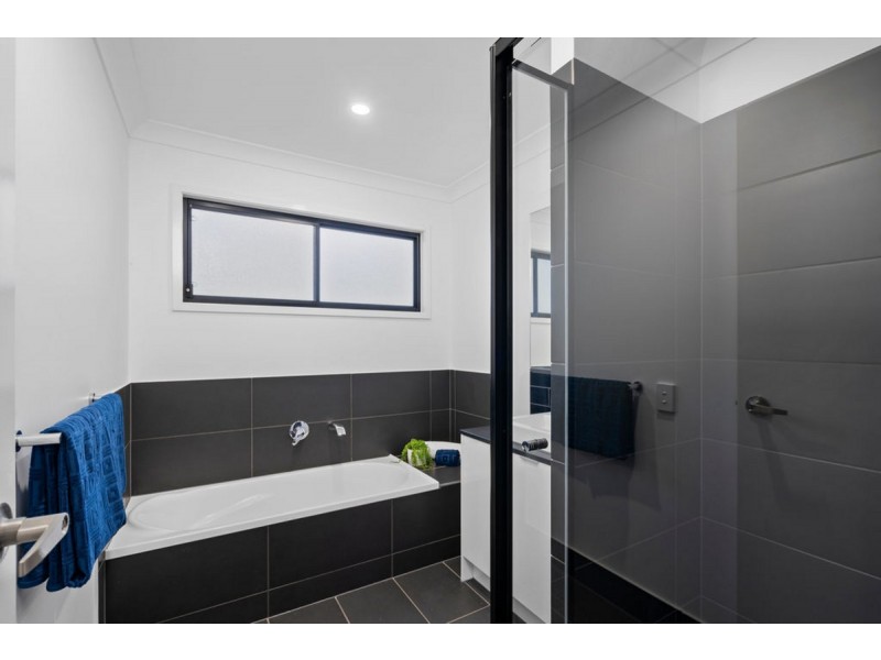 29 Bluebird Lane, Reedy Creek QLD 4227