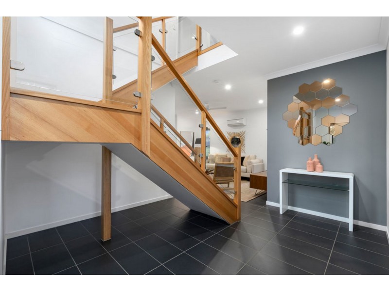 29 Bluebird Lane, Reedy Creek QLD 4227