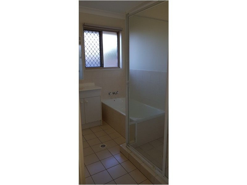 2/24 Sandalwood Terrace, Nerang QLD 4211