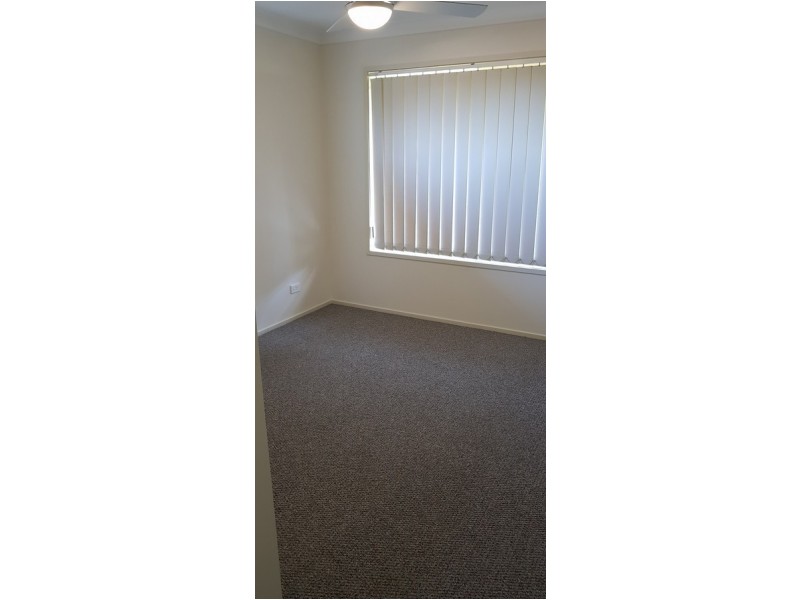 2/24 Sandalwood Terrace, Nerang QLD 4211