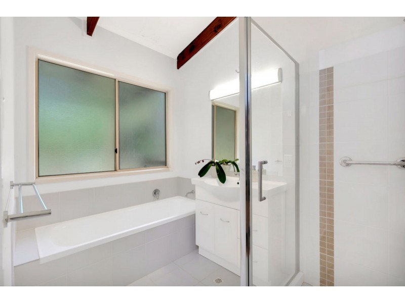 63 Lyrebird Ridge Road, Springbrook QLD 4213