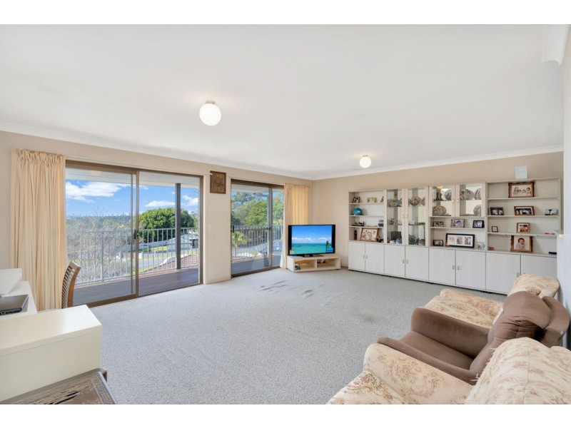 6 Toukley Court, Highland Park QLD 4211