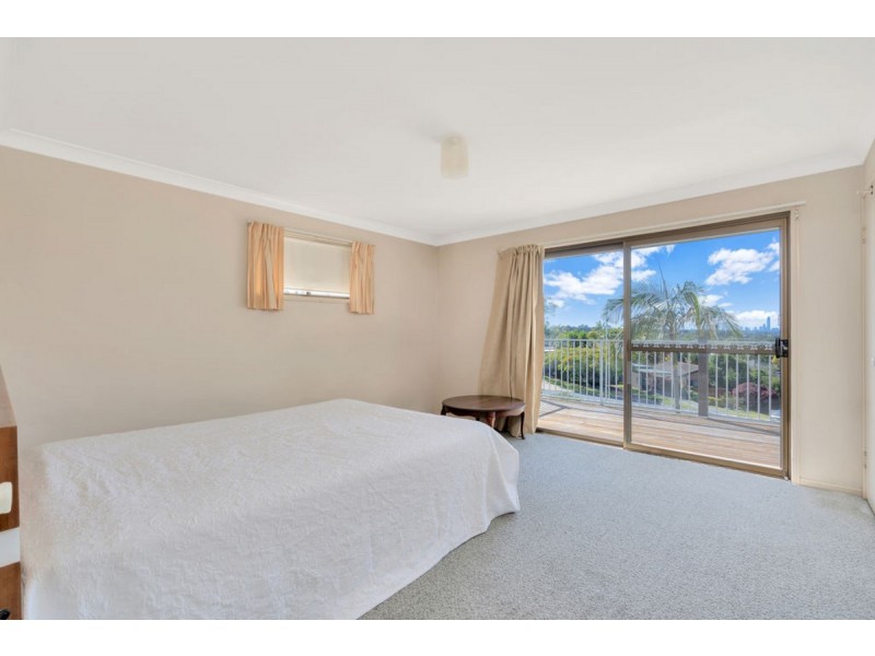 6 Toukley Court, Highland Park QLD 4211