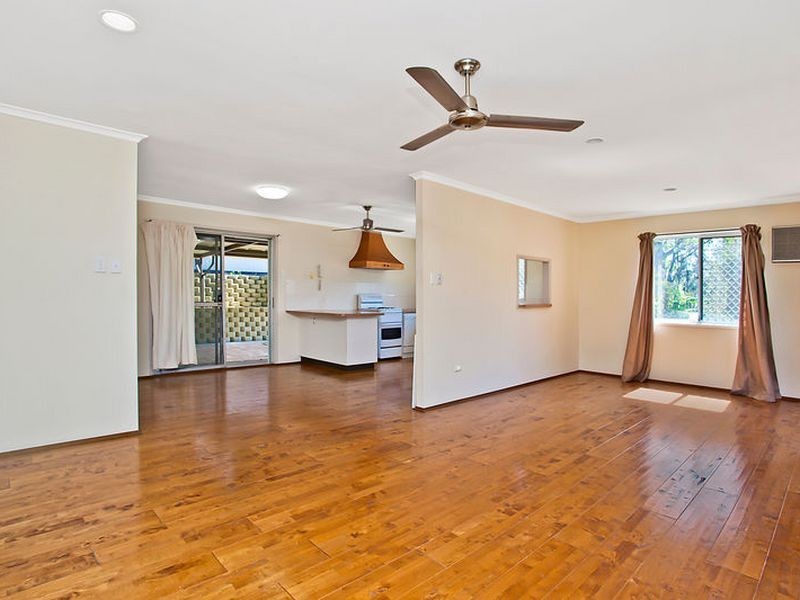 8 Treasure Court, Carrara QLD 4211