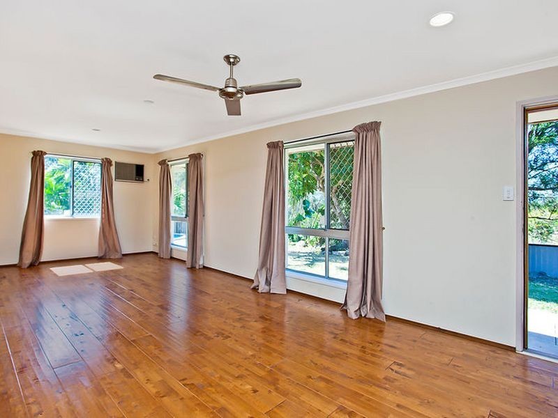 8 Treasure Court, Carrara QLD 4211