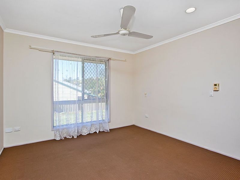 8 Treasure Court, Carrara QLD 4211