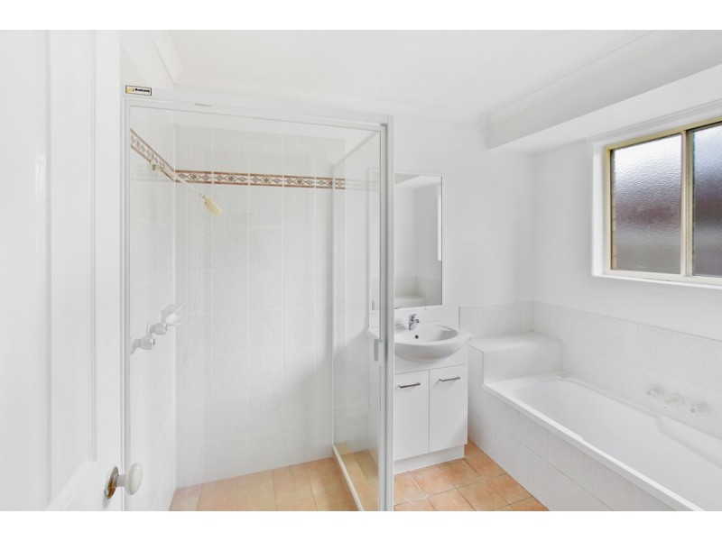 67 Oakdale Avenue, Nerang QLD 4211