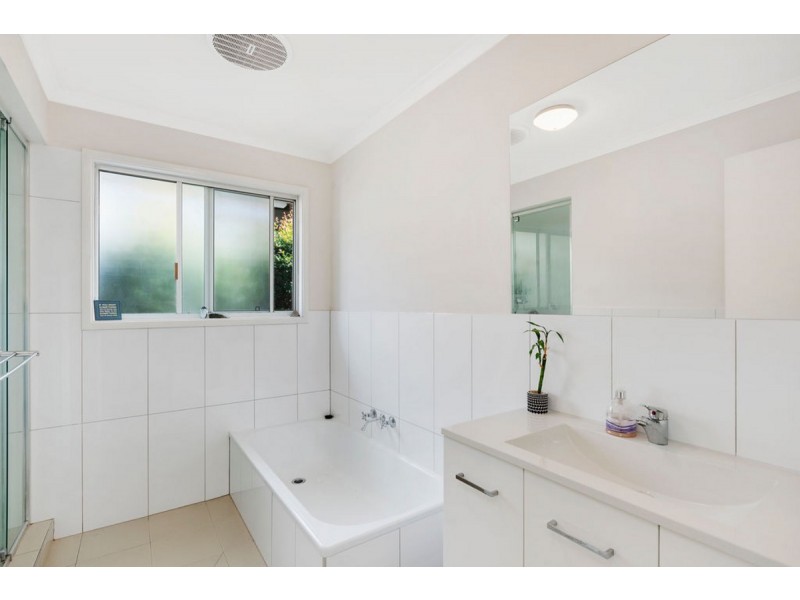 1/56 Nerang-Broadbeach Road, Nerang QLD 4211