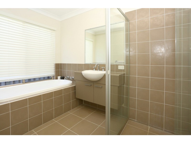 17 Killarney Court, Ormeau QLD 4208